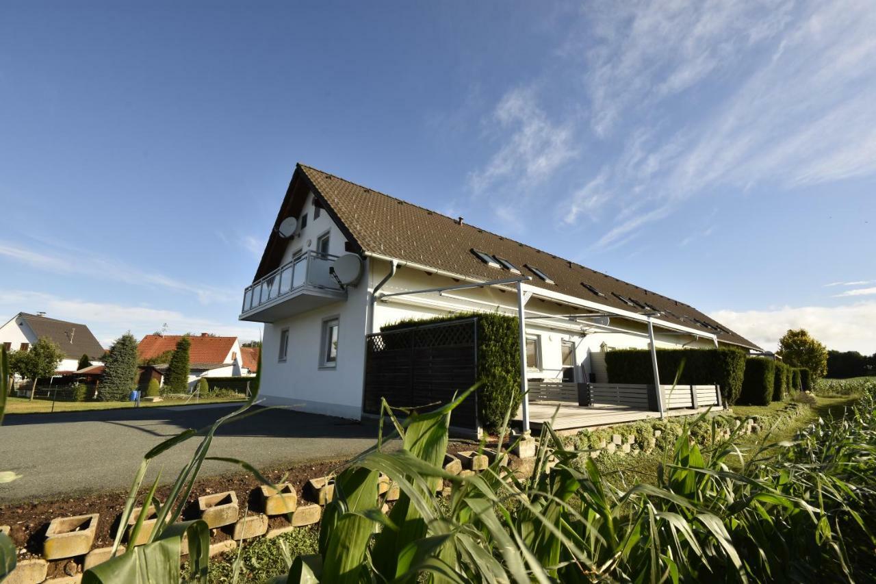 Ferienwohnung Loipersdorf Loipersdorf bei Fuerstenfeld Luaran gambar